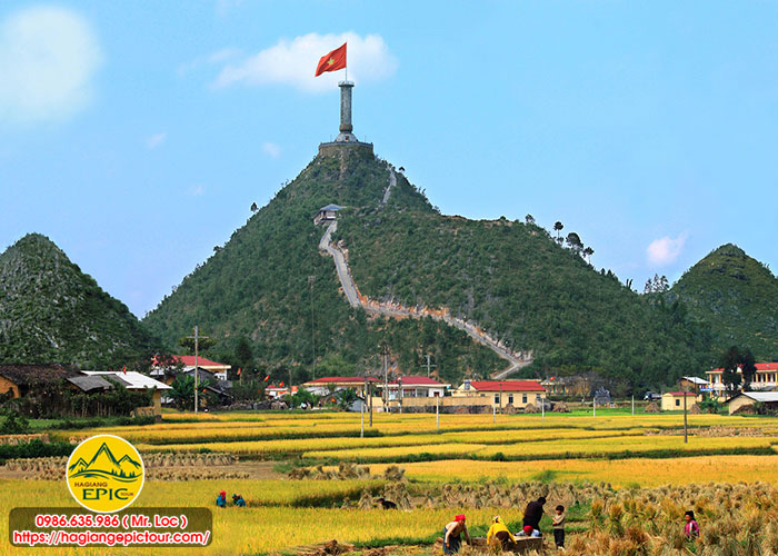 Cột cờ Lũng Cú - Điểm đến không thể thiếu trong tour du lịch Hà Giang