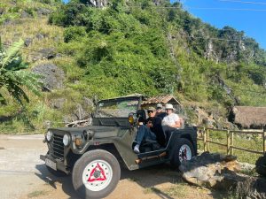 Ha-giang-loop-army-jeep-tour